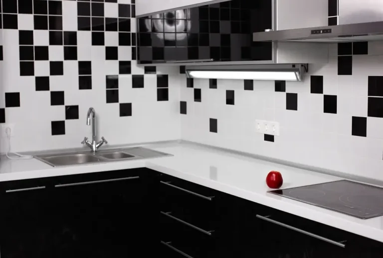 kitchen backsplash trends 2024